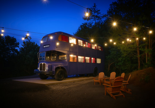 Exploring Middle Tennessee: Themed Bus Tours - A Local Expert's Perspective